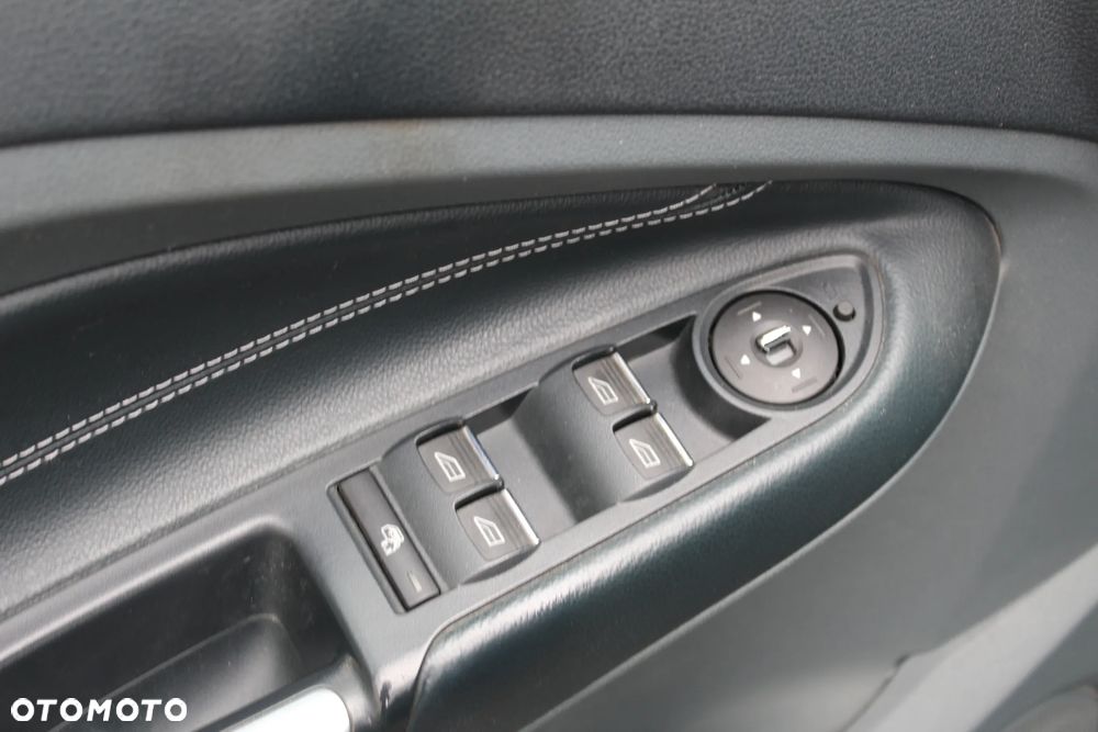 Ford C-MAX 1.6 Ti-VCT Titanium - 17