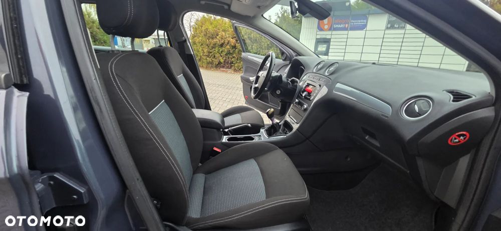 Ford Mondeo 2.0 TDCi Ghia - 34