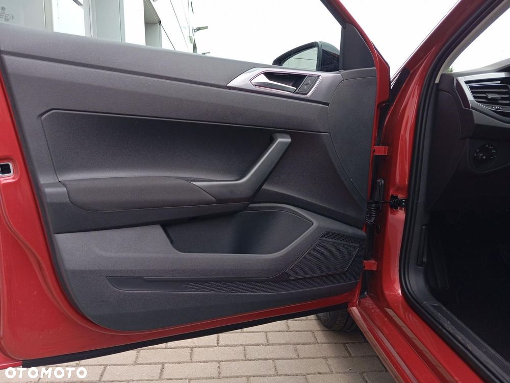 Volkswagen Polo - 12