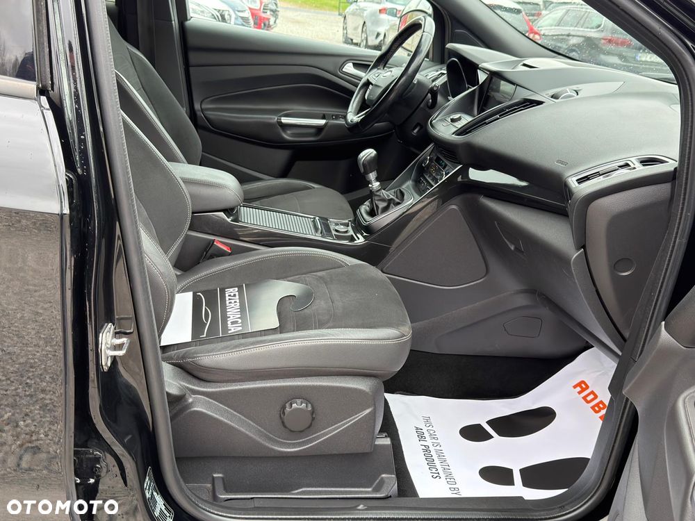 Ford Kuga 2.0 TDCi 4x2 ST-Line - 8