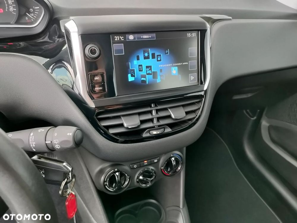 Peugeot 208 1.2 PureTech Style - 17