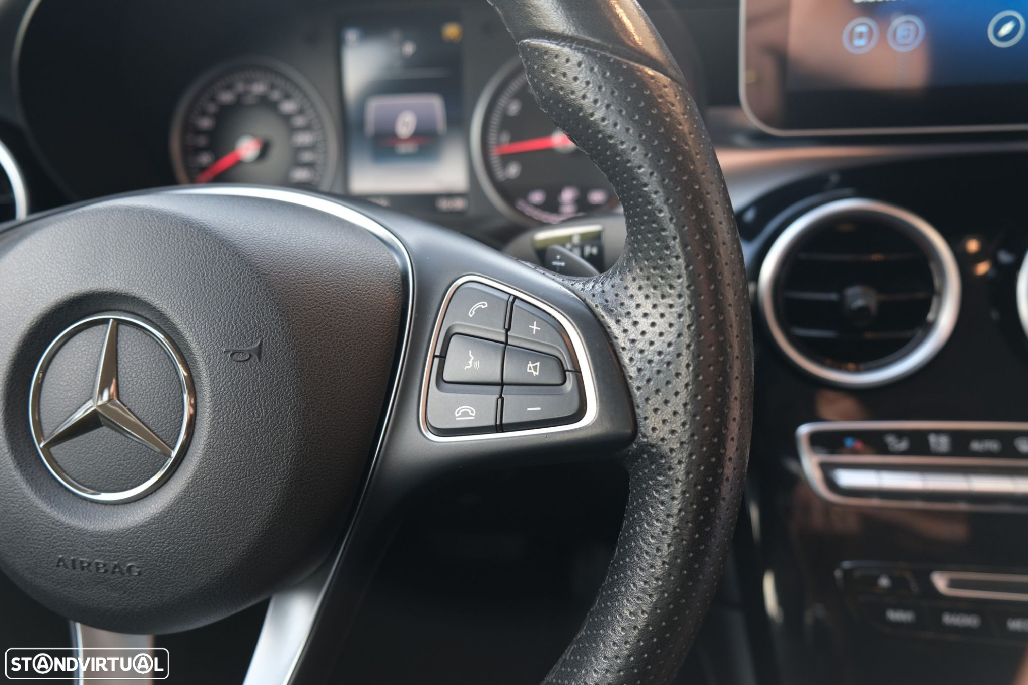 Mercedes-Benz GLC 250 Coupe 4Matic 9G-TRONIC Exclusive - 20