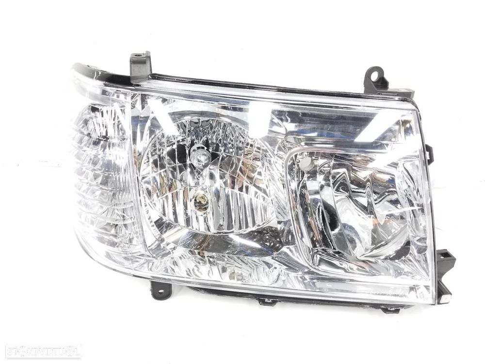 FAROL DIREITO TOYOTA LAND CRUISER J10 - 1