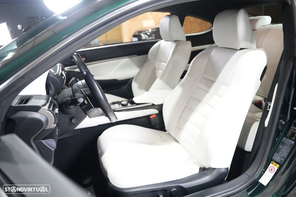 Lexus RC 200t F Sport Plus - 13