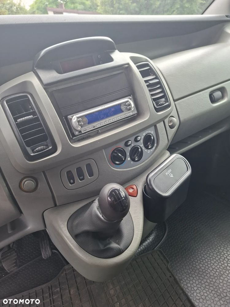 Renault Trafic - 9