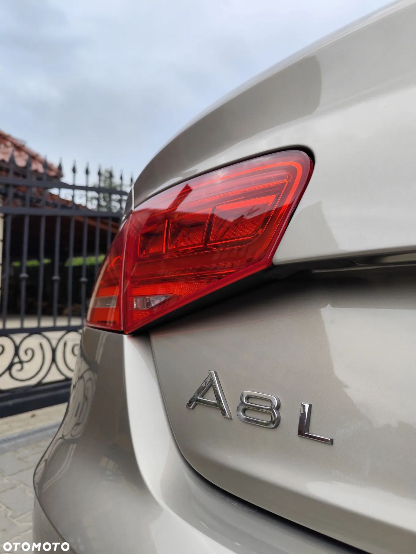 Audi A8 - 1