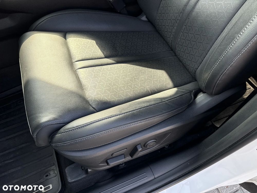 Kia Sorento 1.6 T-GDI HEV Prestige Line 4WD 7os - 12