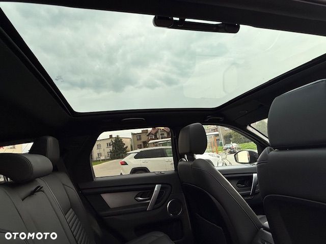 Land Rover Discovery Sport - 12