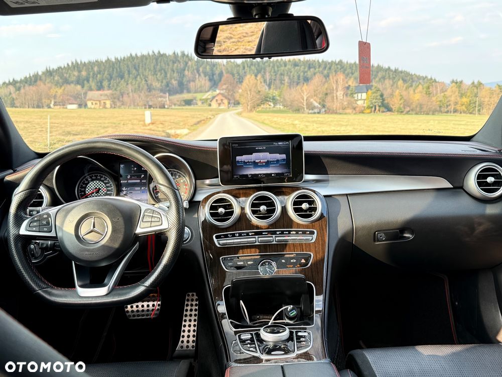 Mercedes-Benz Klasa C AMG 43 4-Matic - 14
