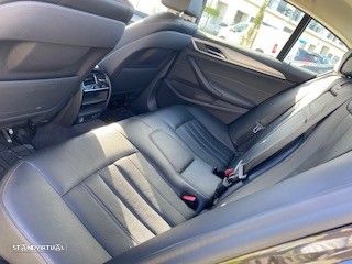 BMW 520 d Aut. Sport Line - 4