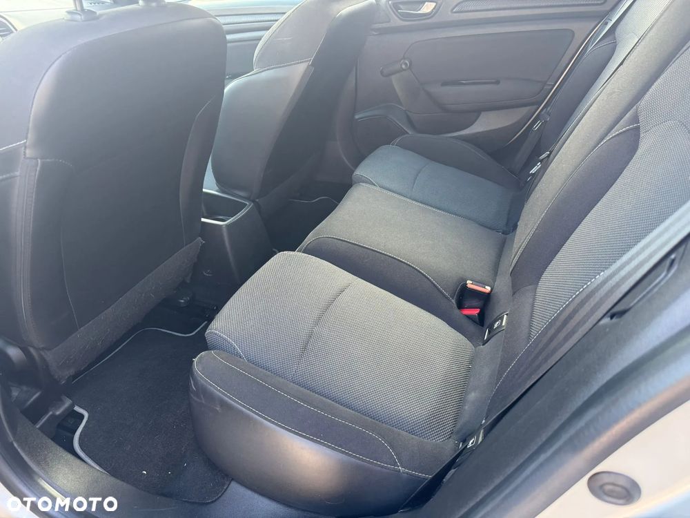 Renault Megane 1.5 Blue dCi Life - 6
