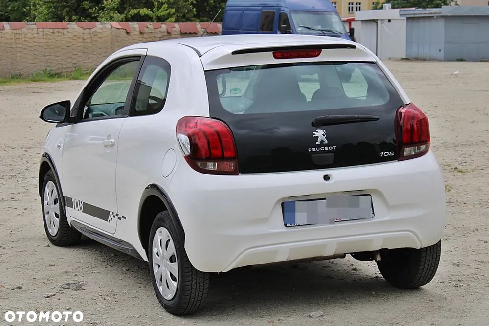 Peugeot 108 - 8