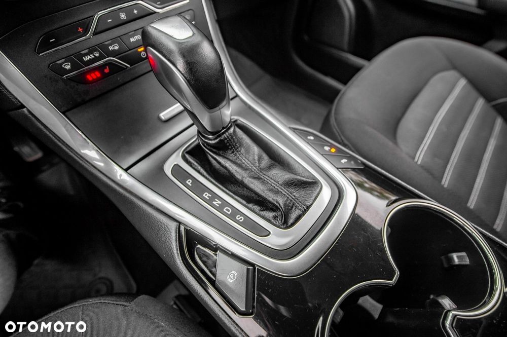 Ford Galaxy 2.0 TDCi Titanium PowerShift - 37