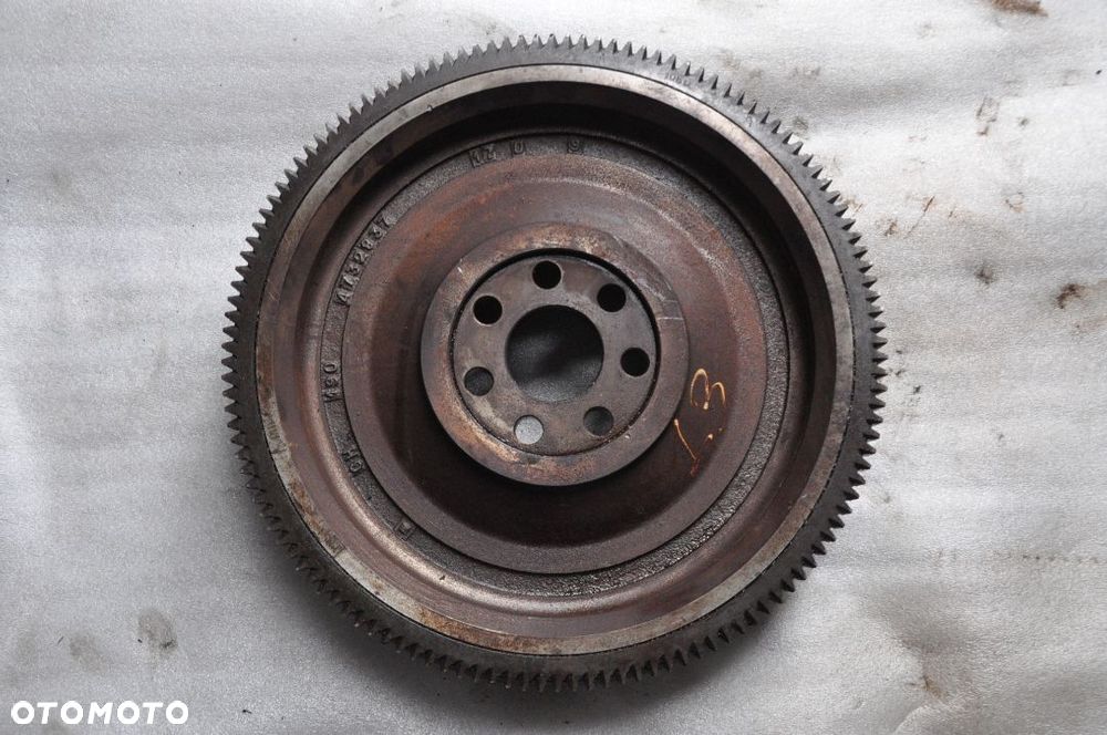 KOŁO ZAMACHOWE LAVERDA NR 4732837 - 2