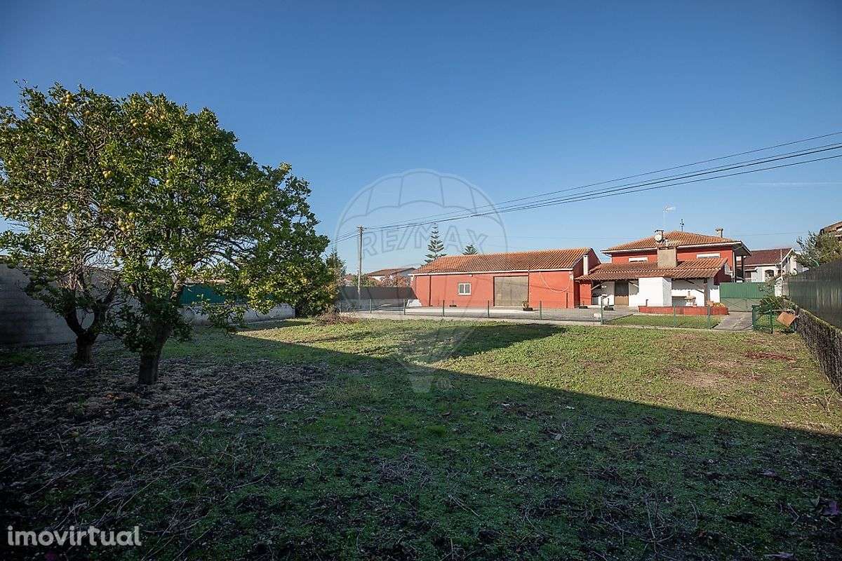 Moradia T6 para venda - Grande imagem: 2/48