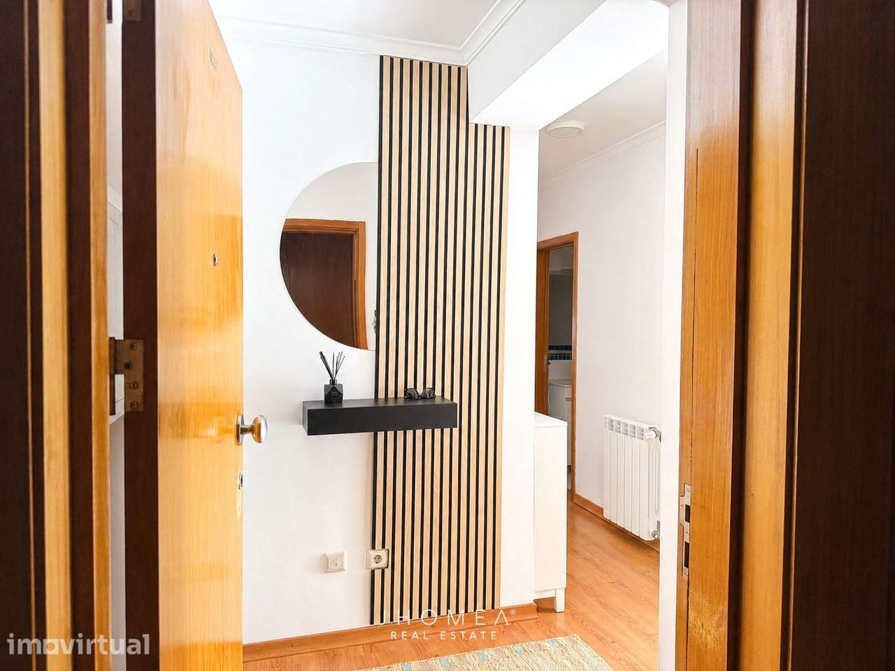 Apartamento T2 em Ílhavo com Garagem, Elevador e Varanda Envolvente - Grande imagem: 2/17