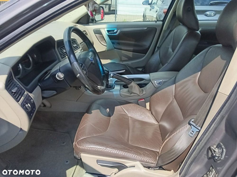 Volvo XC 70 - 11