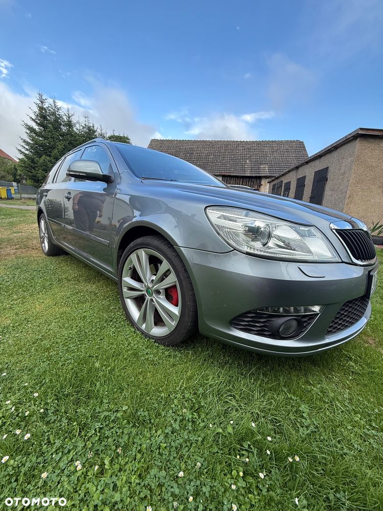 Skoda Octavia 2.0 TDI DPF RS DSG - 8