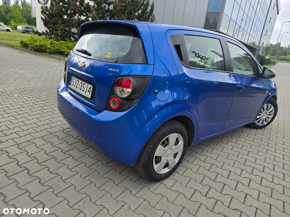 Chevrolet Aveo 1.3 D LTZ - 13