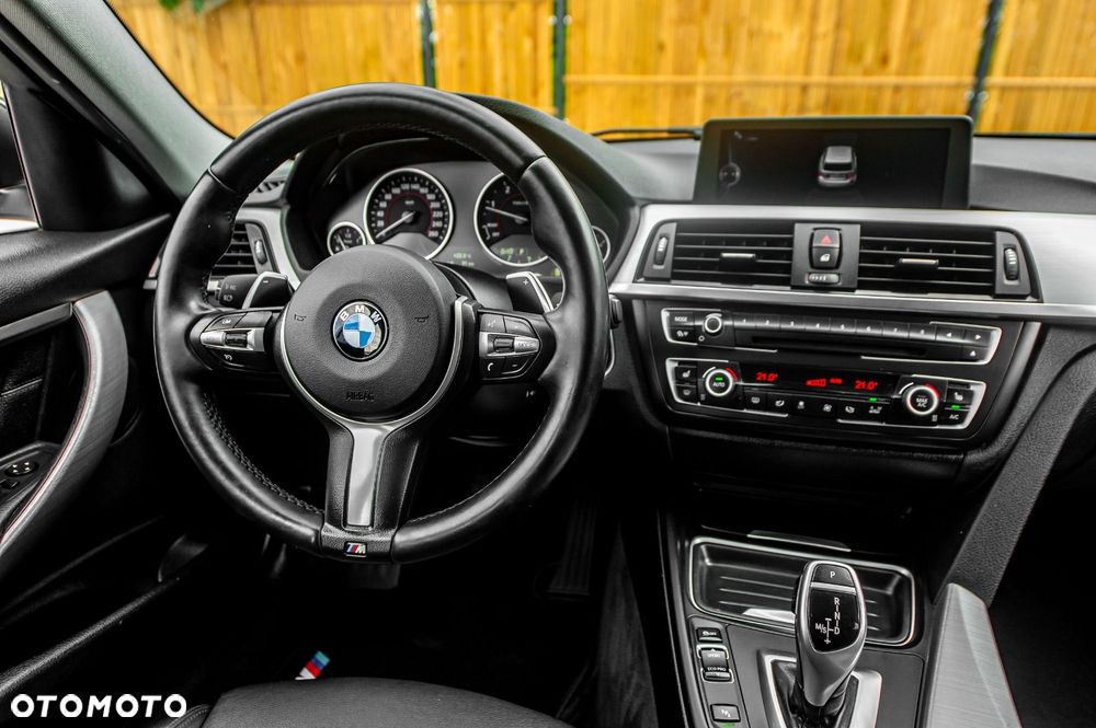 BMW Seria 3 - 25