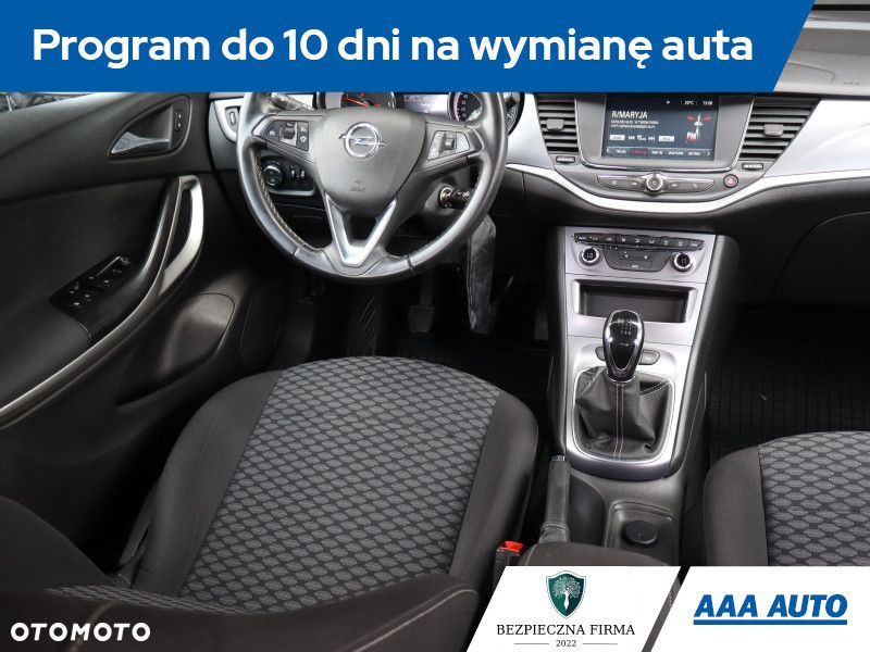 Opel Astra - 8