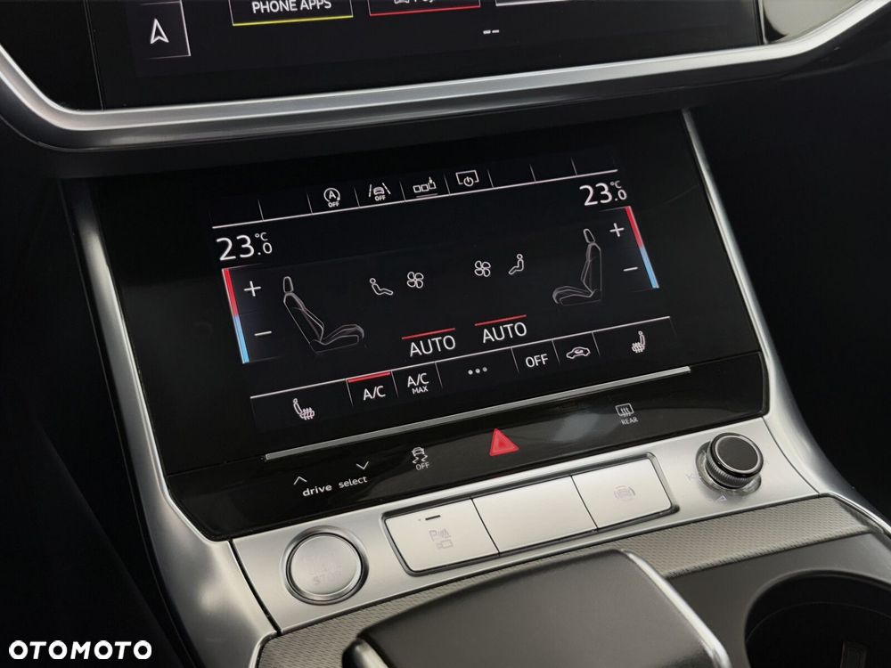 Audi A6 Avant - 16