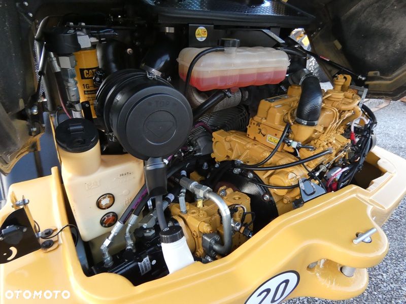 Caterpillar CAT 906H2 Z Niemiec / Ładny Stan / 5.958mtg / kilka sztuk / - 14