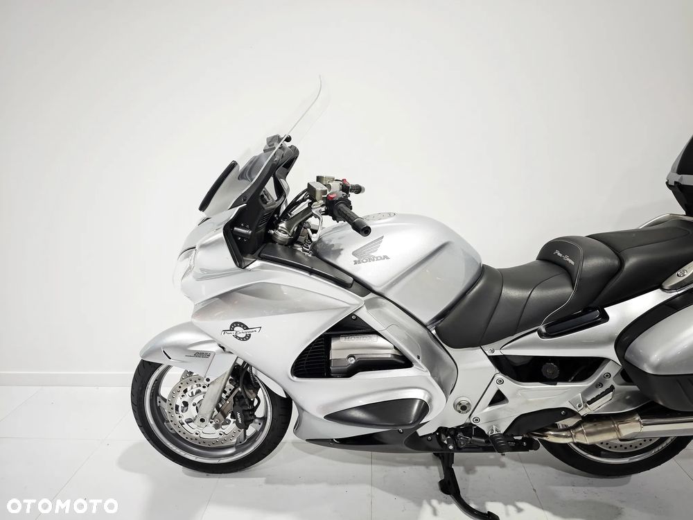 Honda ST - 18