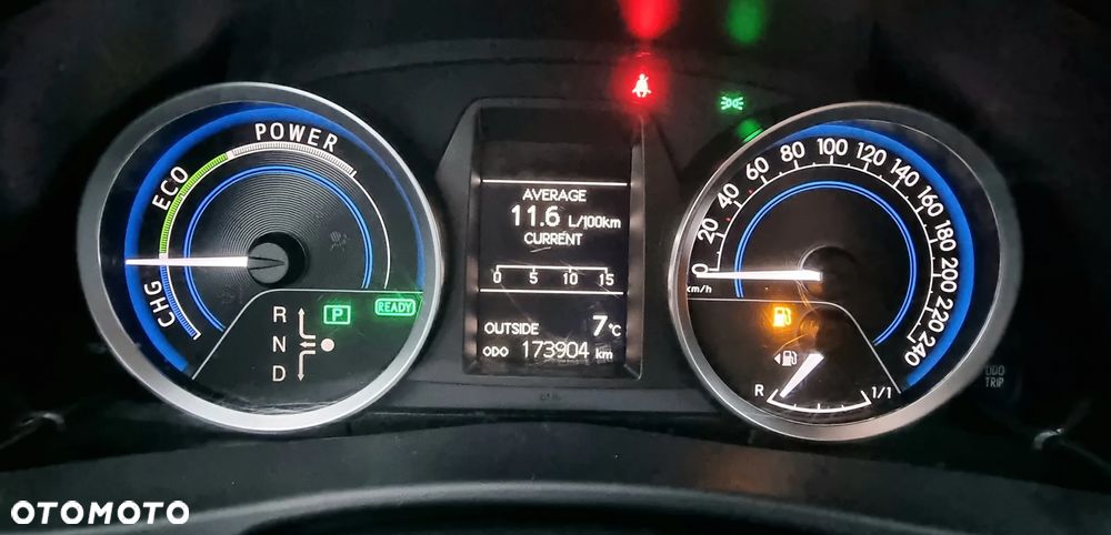 Toyota Auris 1.8 Hybrid Executive - 24