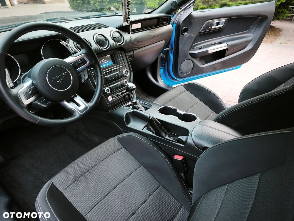 Ford Mustang 3.7 V6 - 13