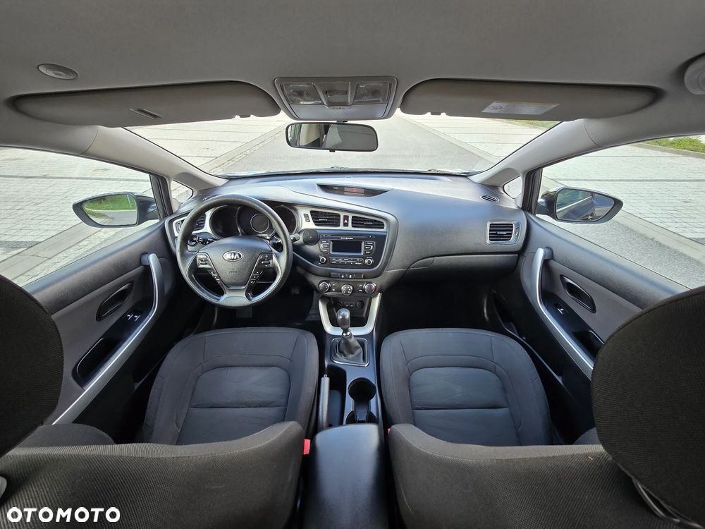 Kia Ceed - 7