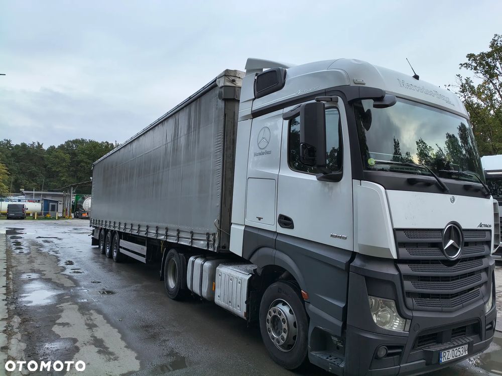 Mercedes-Benz Actros - 12