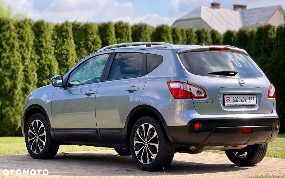 Nissan Qashqai 2.0 4x4 Tekna CVT - 24