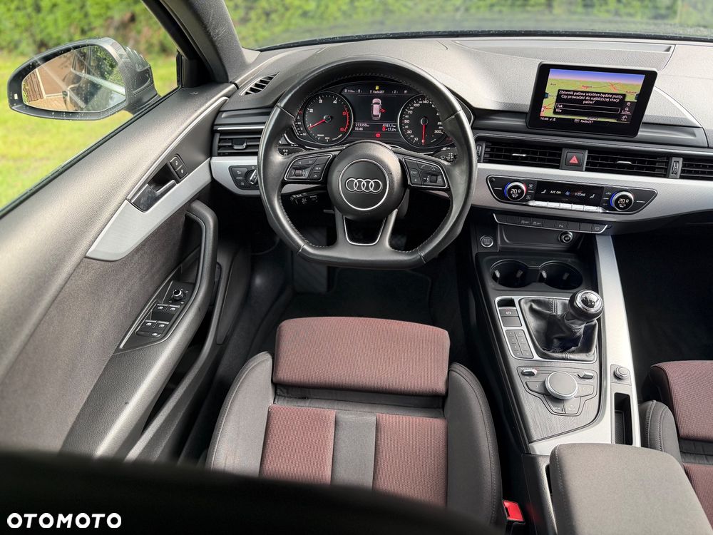 Audi A4 Avant 2.0 TDI DPF S line Sportpaket - 31