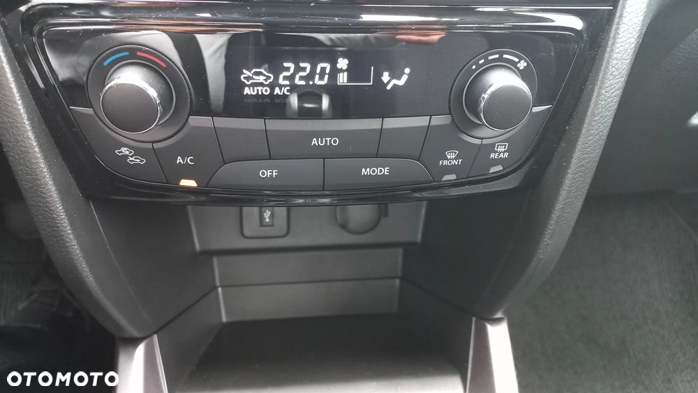 Suzuki Vitara 1.4 Boosterjet mHEV Premium Plus 2WD - 32