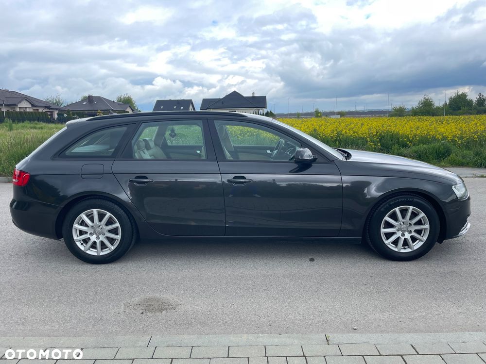 Audi A4 Avant - 29