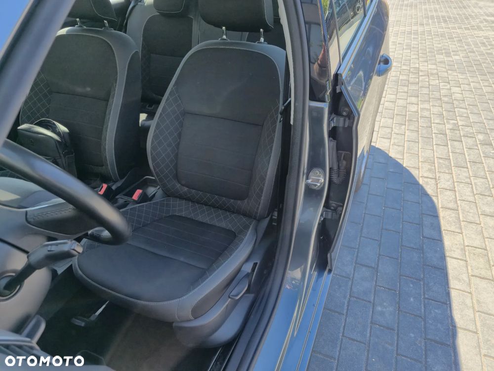 Skoda Fabia 1.0 TSI Ambition - 11