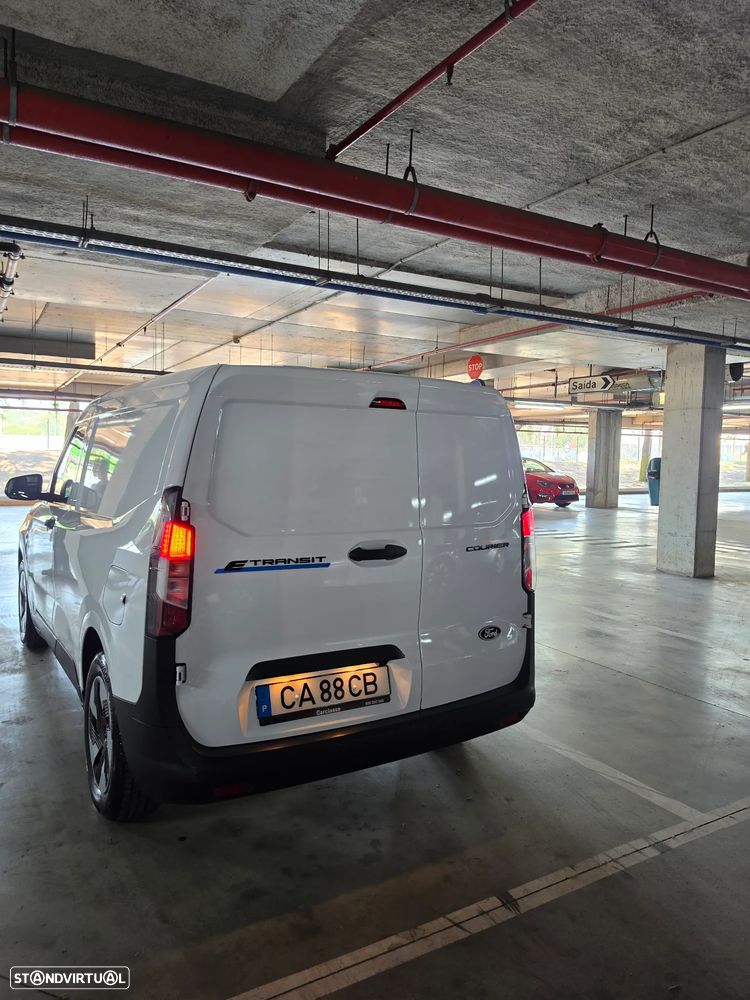Ford e-Transit - 4