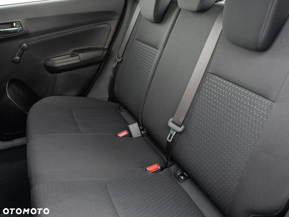 Suzuki Swift - 19
