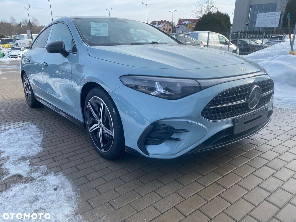 Mercedes-Benz CLA - 5