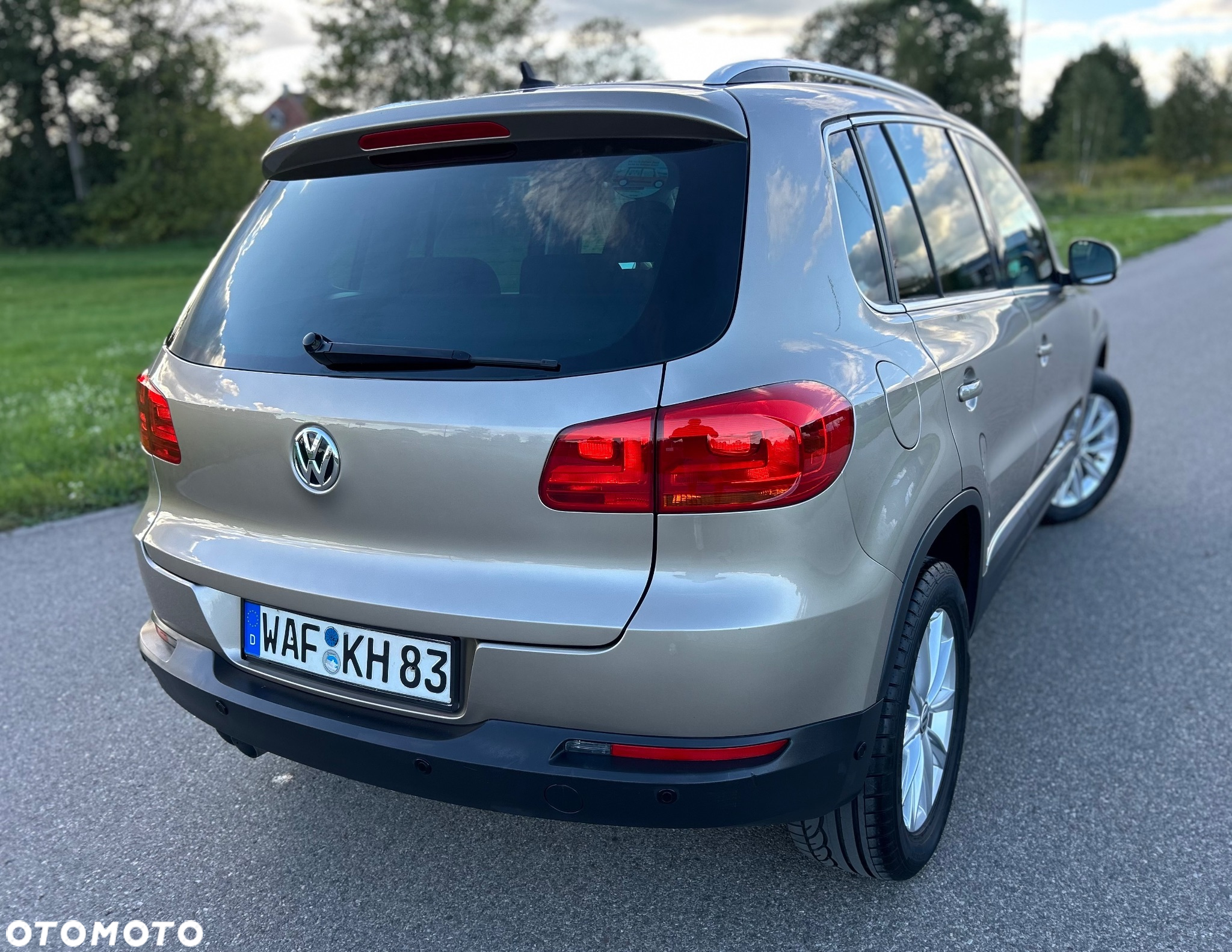Volkswagen Tiguan 2.0 TDI DPF 4Motion DSG Sport & Style - 8