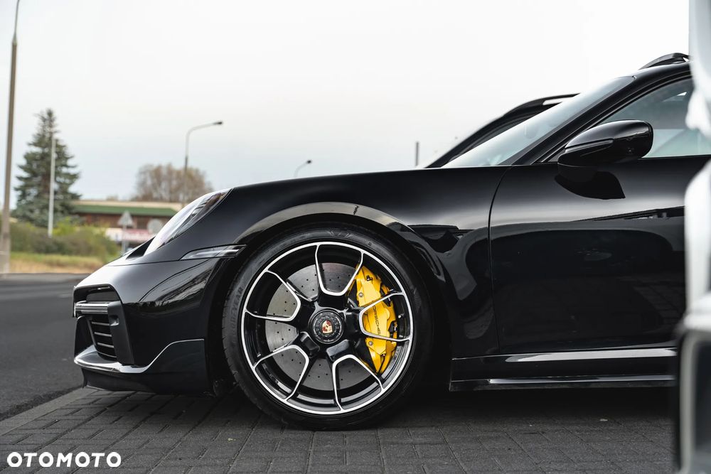 Porsche 911 Turbo S - 6