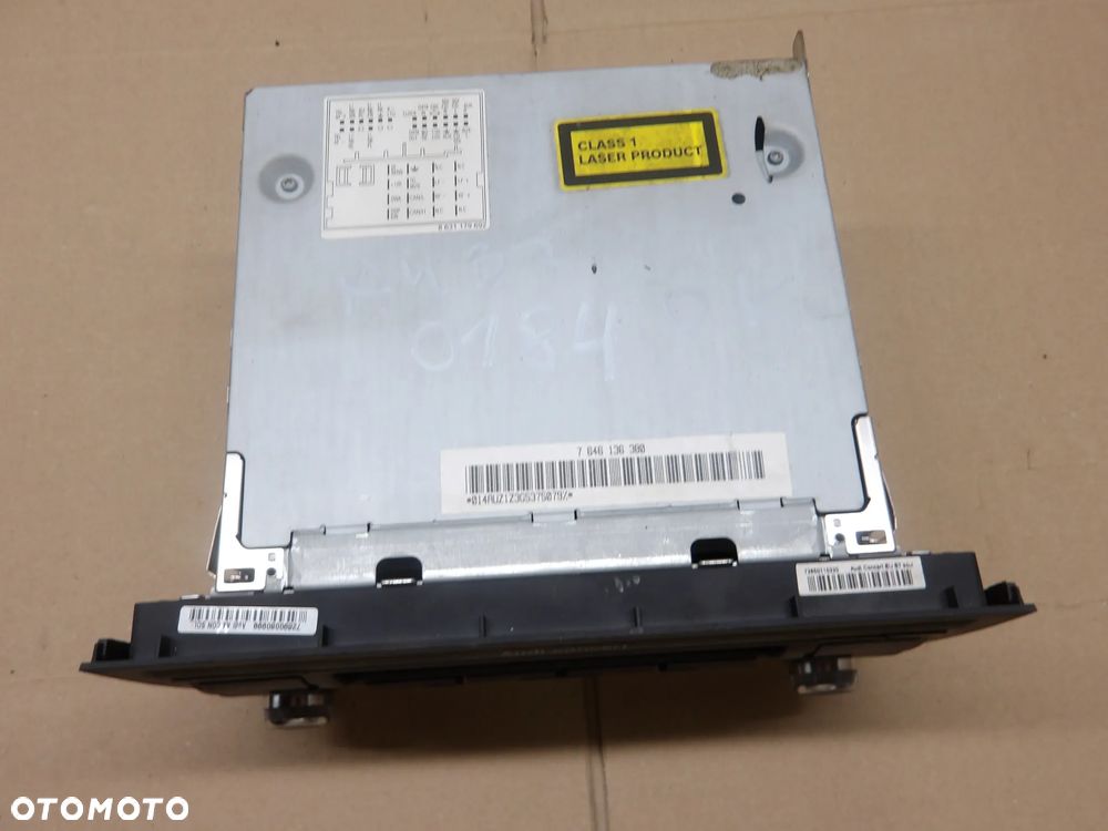 AUDI A4 B7 SEDAN 04-08 2.0TDI RADIO RADIOODTWARZACZ 8E0035186AK - 2