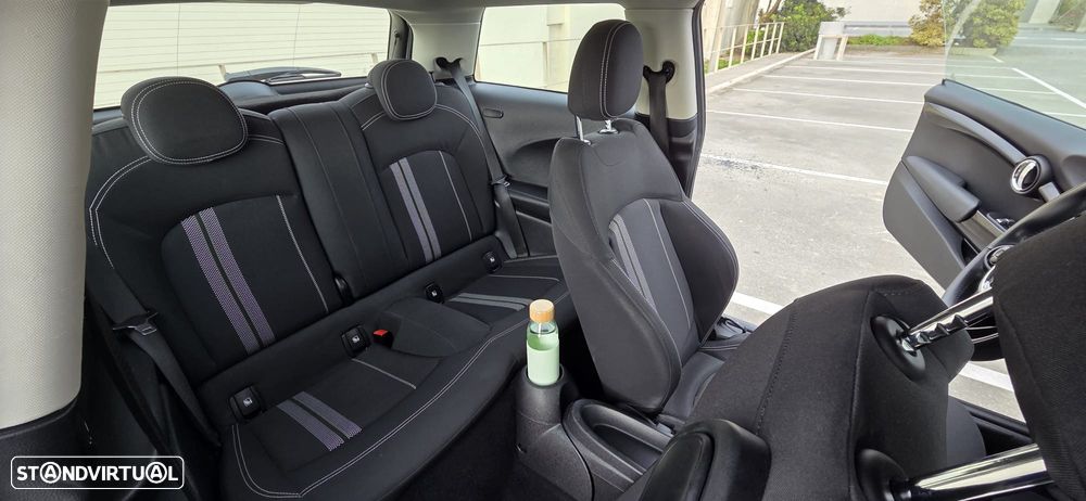 MINI 3 Portas Cooper SE Classic - 32