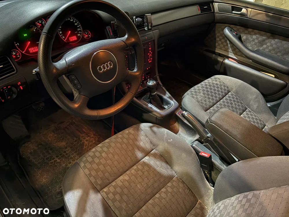 Audi A6 Avant 2004