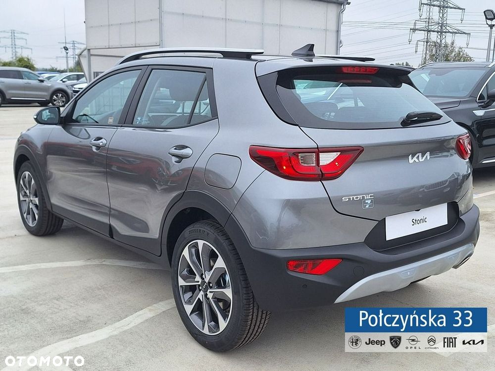 Kia Stonic - 8