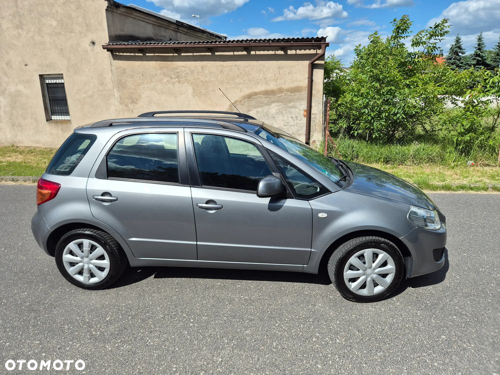 Suzuki SX4 1.6 VVT 4x2 Comfort - 5