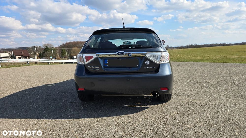 Subaru Impreza 2.5 - 4