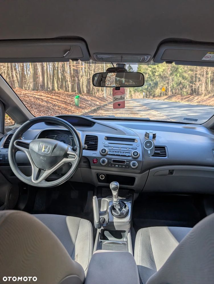 Honda Civic 1.8 Comfort - 8