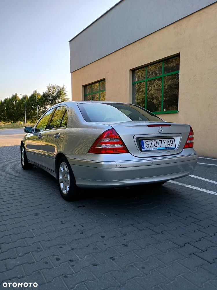Mercedes-Benz Klasa C 180 Kompressor Automatik Elegance - 14